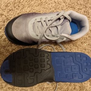 Nike boys sneakers